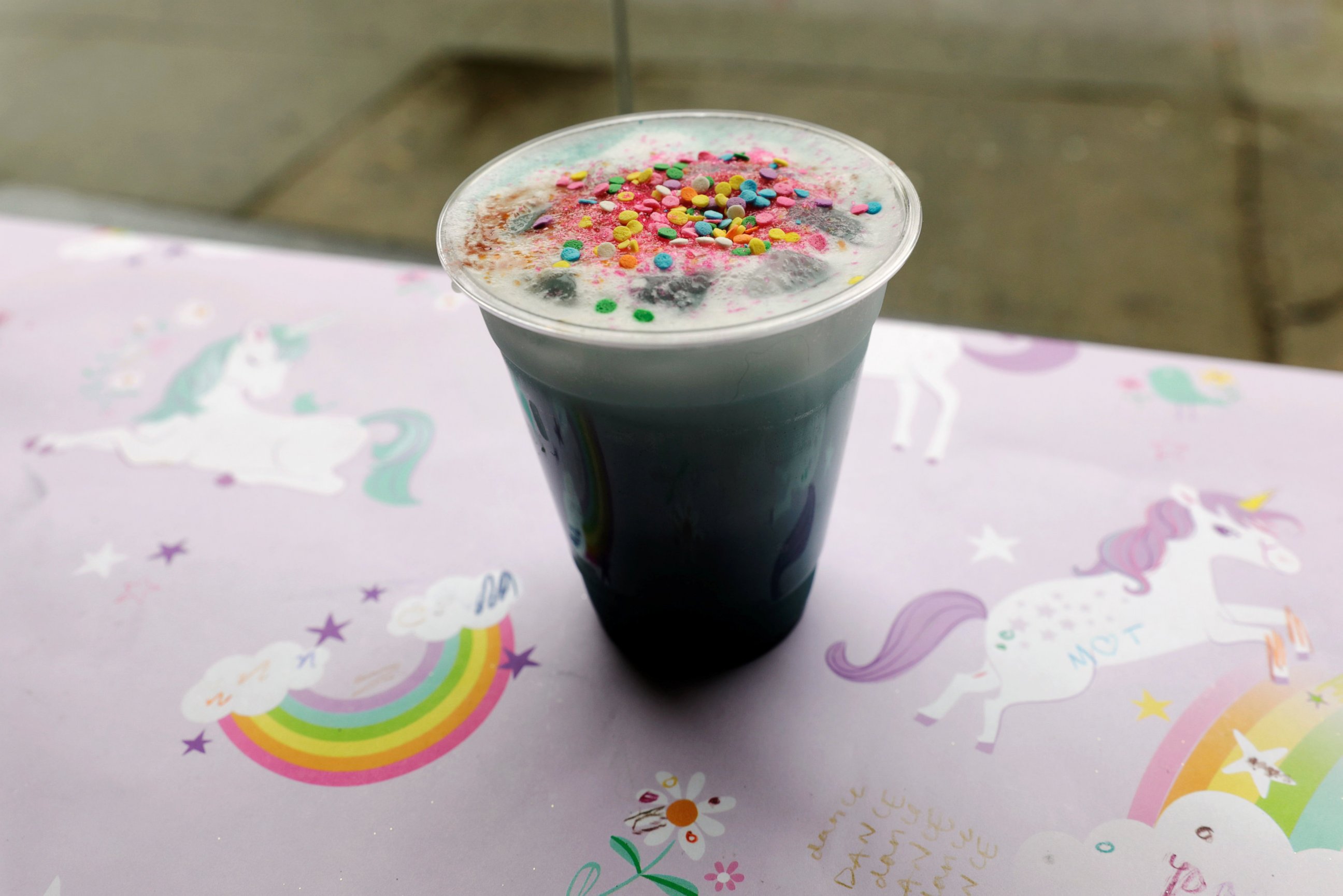 PHOTO: An iced "Unicorn Latte" is pictured at the cafe The End in New York, May 5, 2017. 