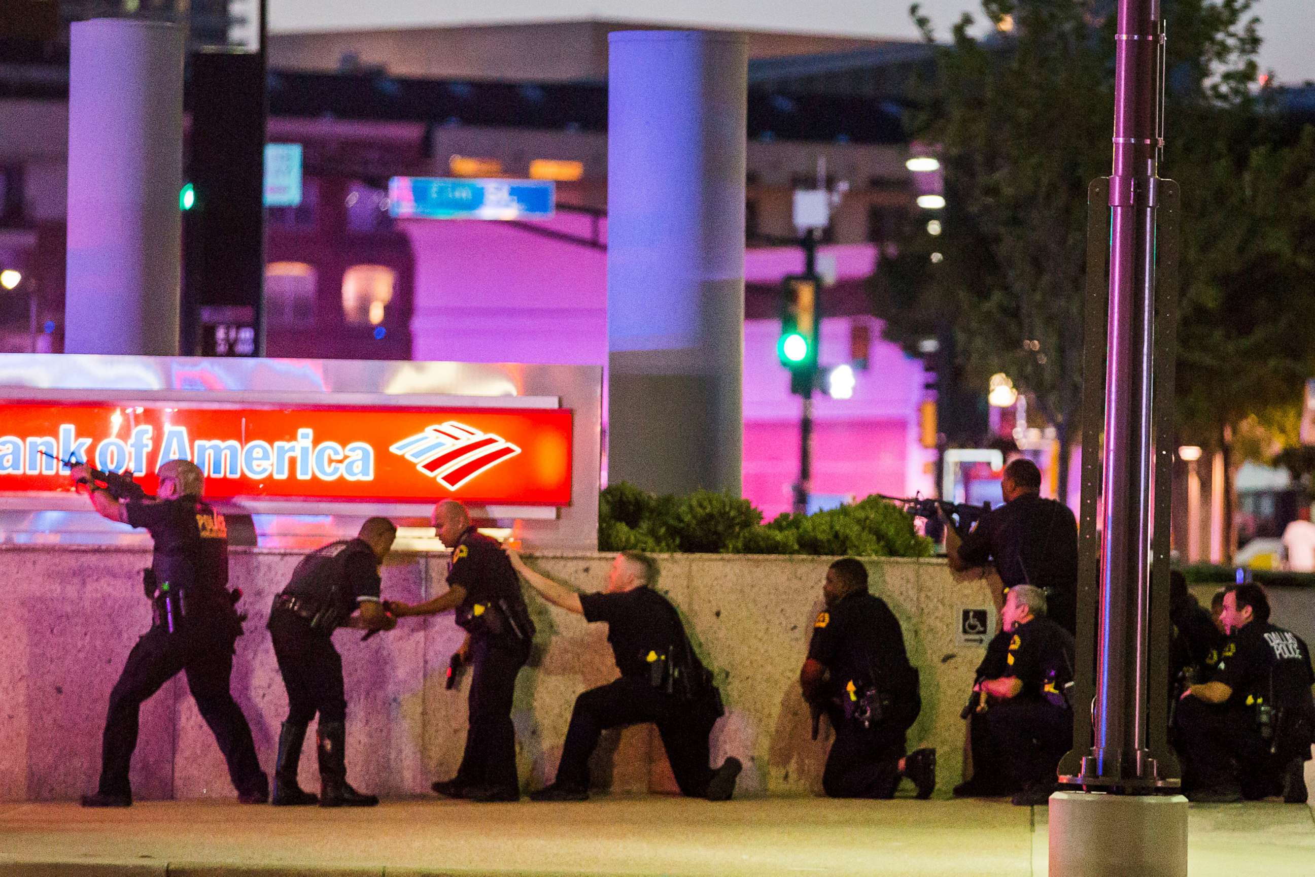 PHOTO: Dallas Police respond after shots were fired at a Black Lives Matter rally in downtown Dallas, July 7, 2016.