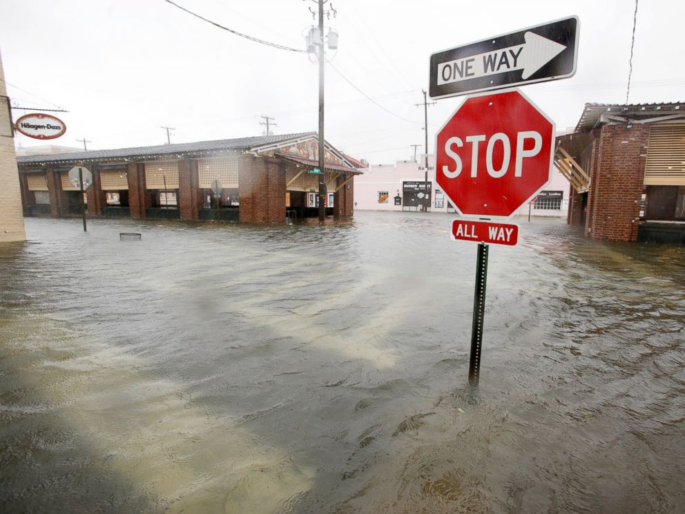 PHOTO: Flood waters submerge the historic city market area as Hurricane Matthew hits Charleston, South Carolina, Oct. 8, 2016.