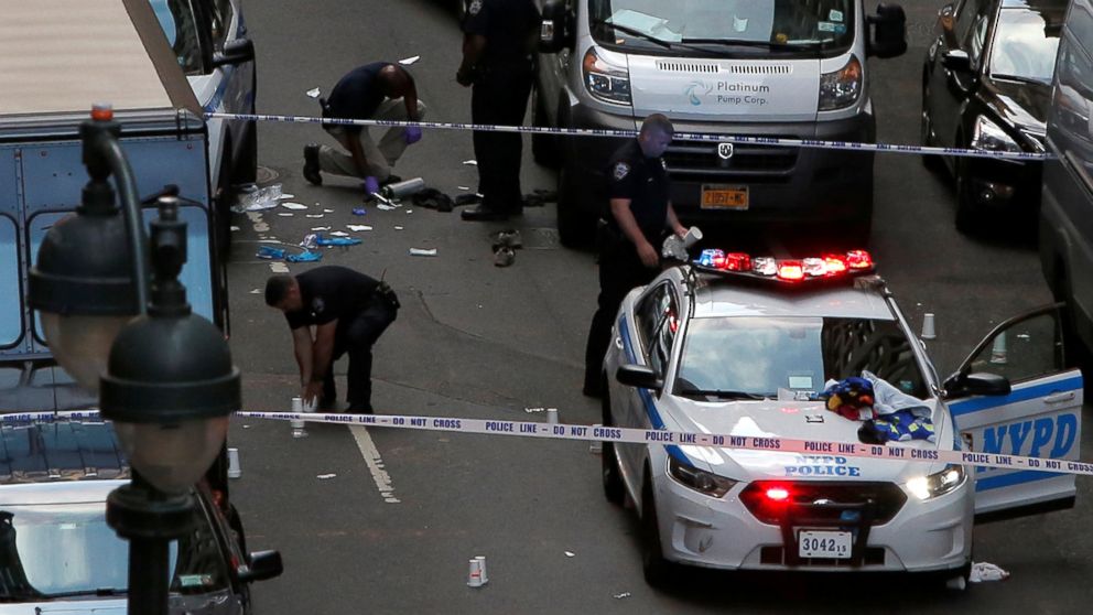 NYPD Shoot Man Who Slashed Off-Duty Officer With Meat Cleaver Near Penn ...