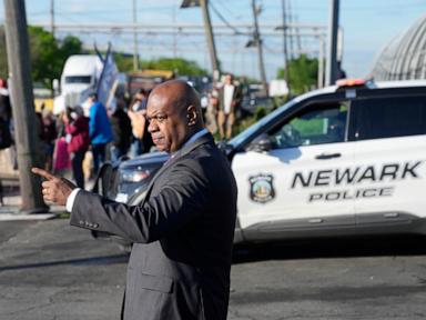 Newark mayor arrested at ICE facility while joining Democrats to conduct 'oversight'
