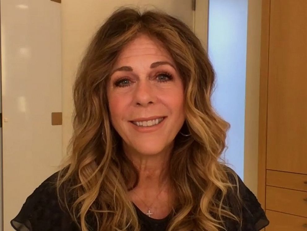 Rita Wilson On How Doing Hair And Makeup Less In Quarantine Can Boost Self Acceptance Abc News