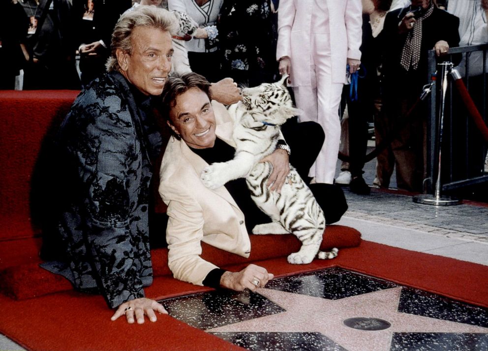 PHOTO: Siegfried & Roy honored with a Star on the Hollywood Walk of Fame on Sept. 23, 1999 in Los Angeles.