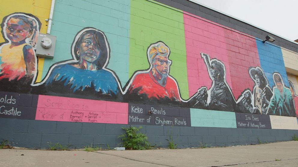 PHOTO: Sophia Dawson's "Every Mother" mural in Newark, New Jersey, was made in 2016 following the deaths of Philando Castile and Alton Sterling.