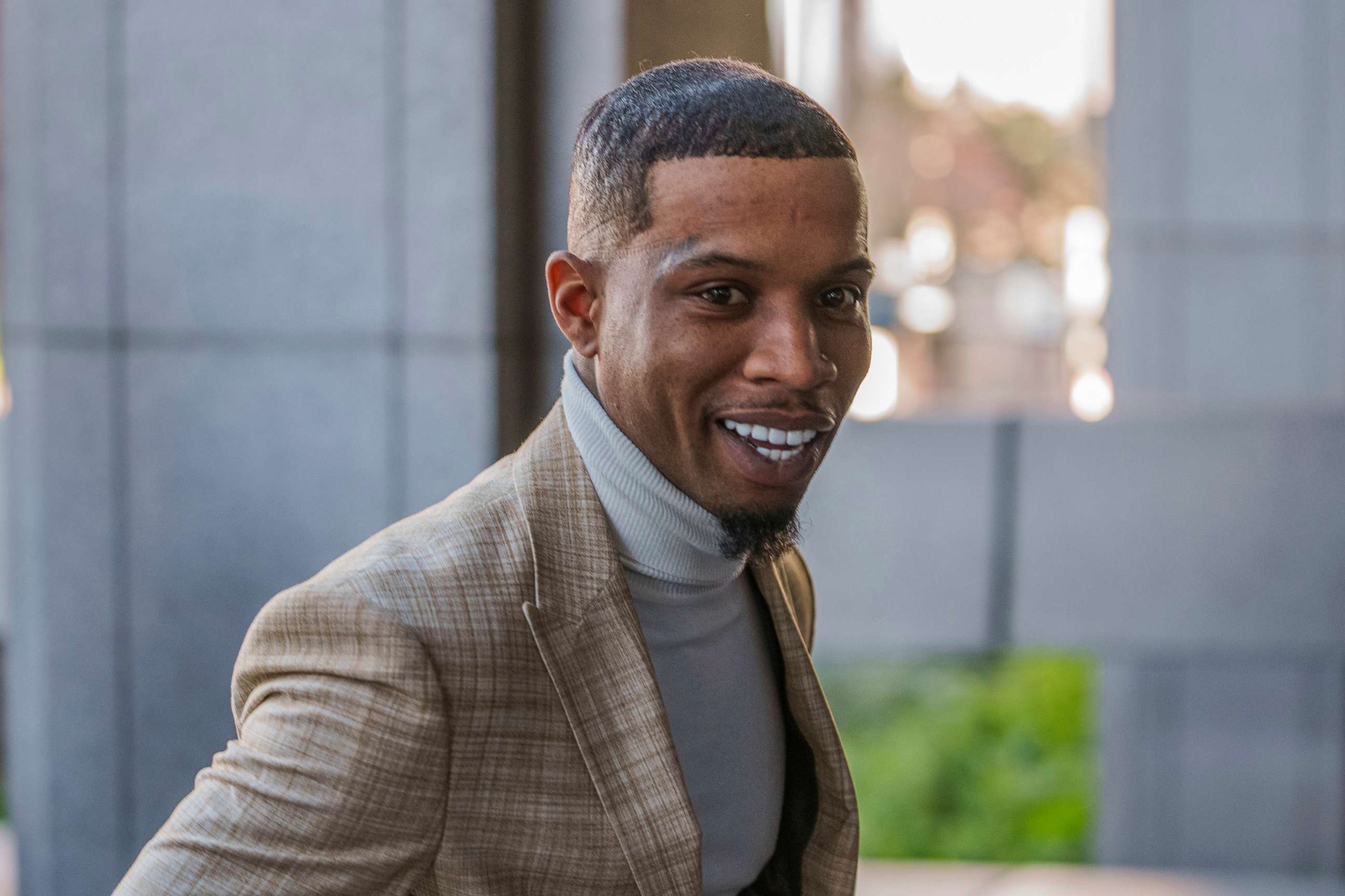 PHOTO: Singer Tory Lanez returns to the Clara Shortridge Foltz Criminal Justice Center for his trial Tuesday, Dec. 13, 2022, in Los Angeles.