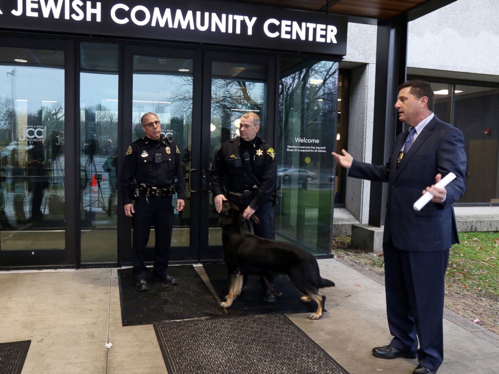 PHOTO: Brighton Police Chief Mark Henderson said there was no bomb found and investigation into the threat continues at the Louis S. Wolk Jewish Community Center, March 7, 2017, in Rochester, N.Y.