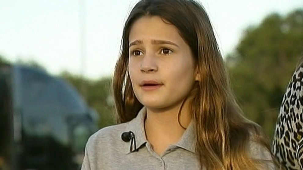 PHOTO: Lauren Marionneaux, a seventh grader, said she got scared when she saw the police officer with a gun come into her classroom and she texted her mother.