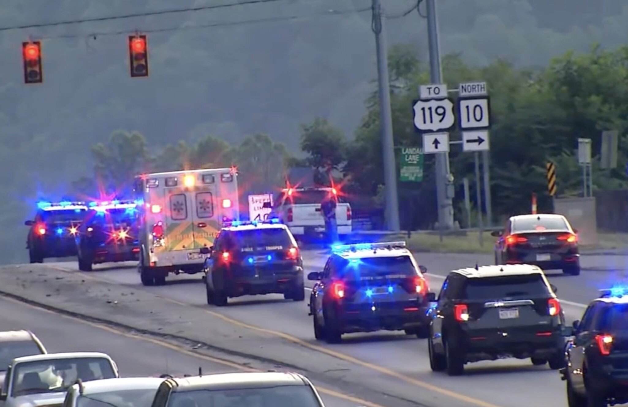 PHOTO: The procession for fallen West Virginia State Trooper Sgt. Cory Maynard