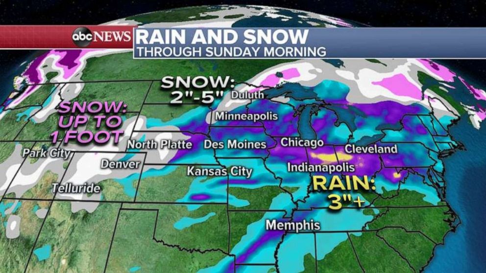 PHOTO: The complex storm system stretches from the Rockies into the Plains with heavy snow still falling in the Rockies Thursday.  