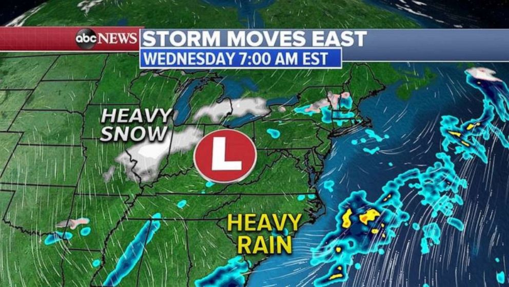 PHOTO: The center of the winter storm is moving through Ohio Valley and eastern Great Lakes with snow on the western and northern side from the Plains to New England