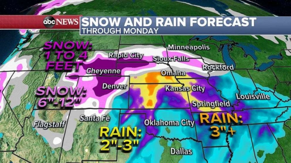 PHOTO: Locally 2 to 4 feet of snow will be possible in parts of Colorado and Wyoming. Denver itself could see at least 1 to 2 feet of snow through the weekend, possibly higher.