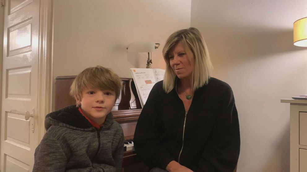 PHOTO: Wesley Siemsen, 11, received a piano from "Pianos for People."