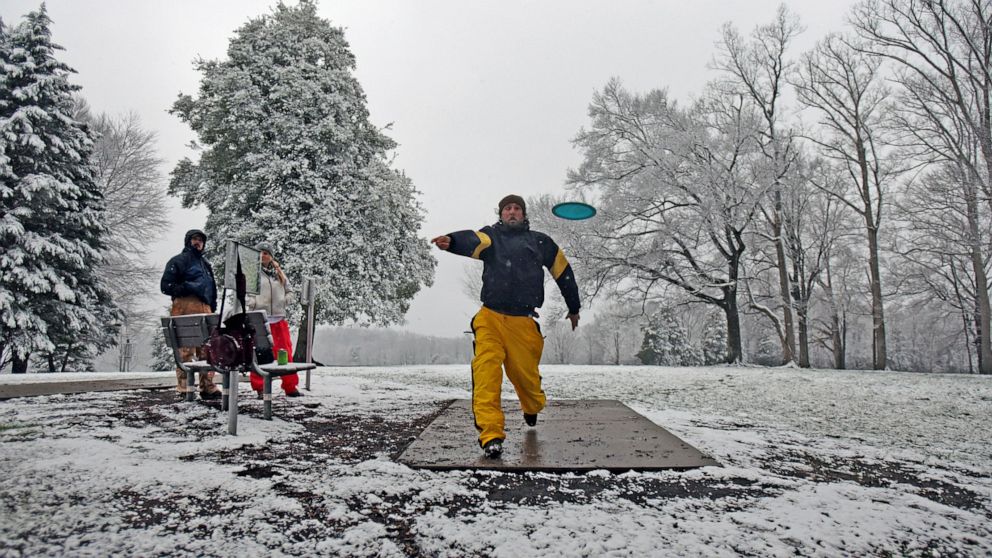Winter storm moving East with heavy snow - ABC News