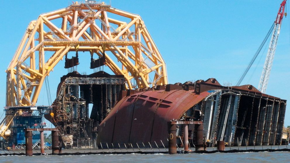  Halfway done, Georgia shipwreck demolition has months to go