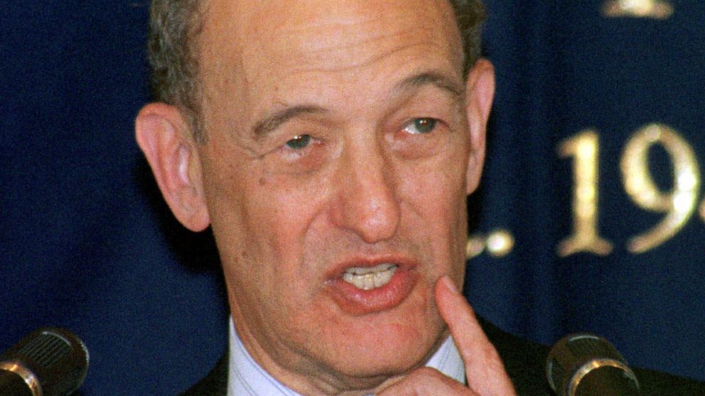  Ezra Vogel, renowned Asia scholar and biographer, dies at 90