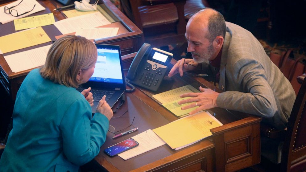  Anti-vax, pro-ivermectin measures advance in Kansas Senate