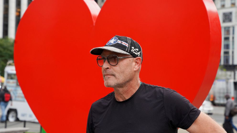  Heartless! Artists says NYC tribute removed in permit snafu