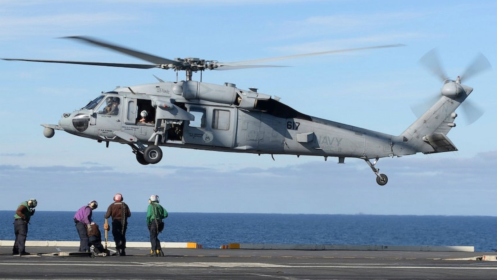 Us Navy Helicopter Was Vibrating Before Crash That Killed 5 Abc News