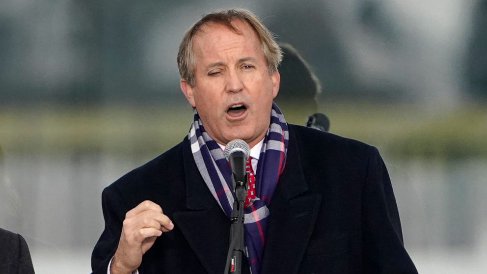  Records: Texas attorney general fled home to avoid subpoena