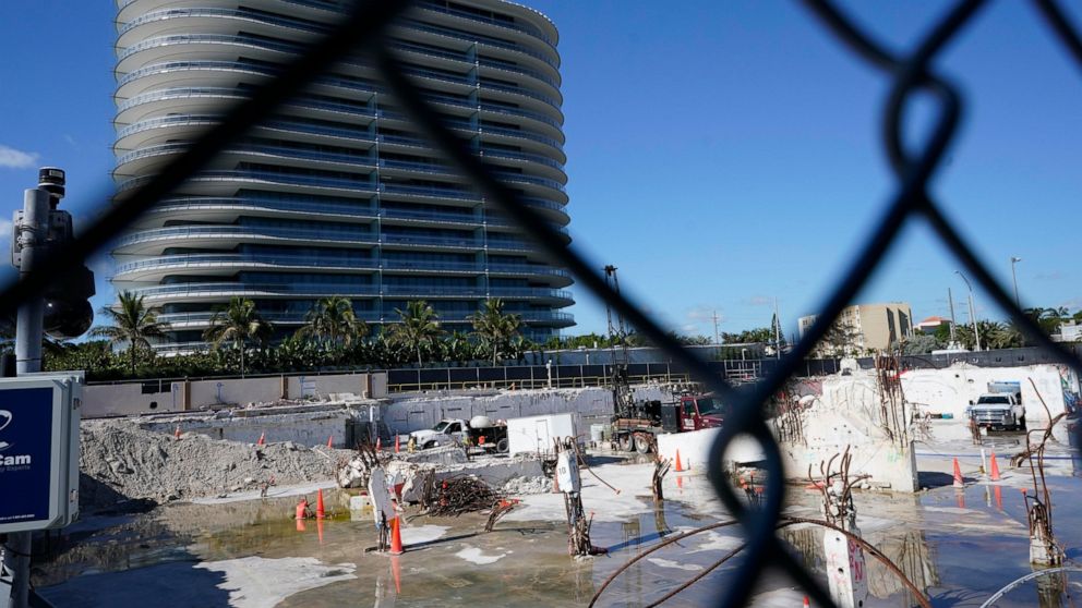 Lawyers in Florida apartment collapse search for about $100M in service fees