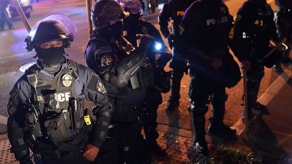  Kentucky Senate votes to make it a crime to taunt police