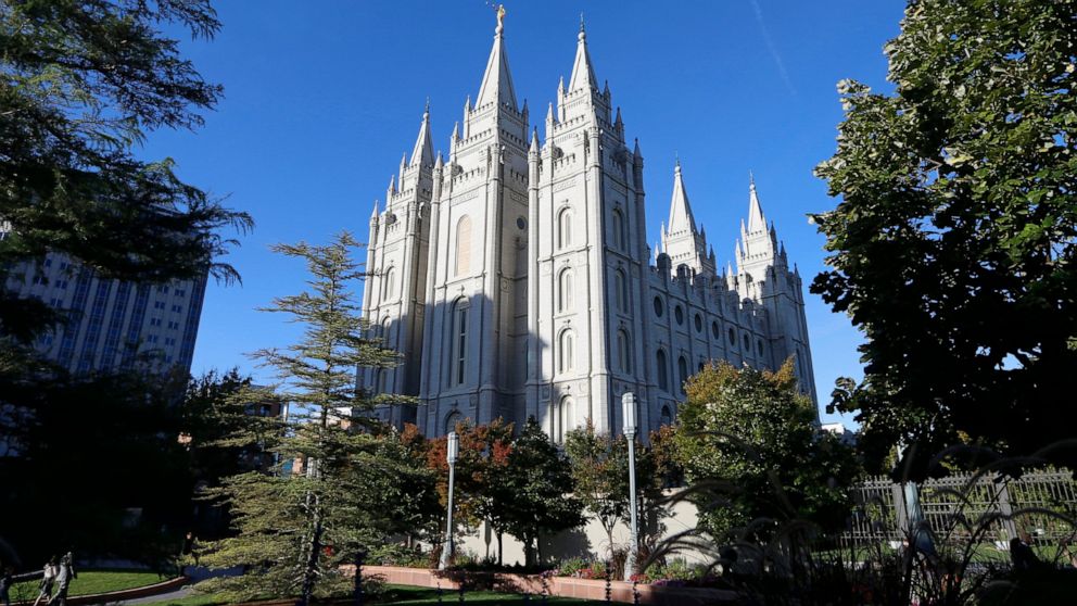  Mormon billionaire resigns, rebukes faith over LGBTQ rights