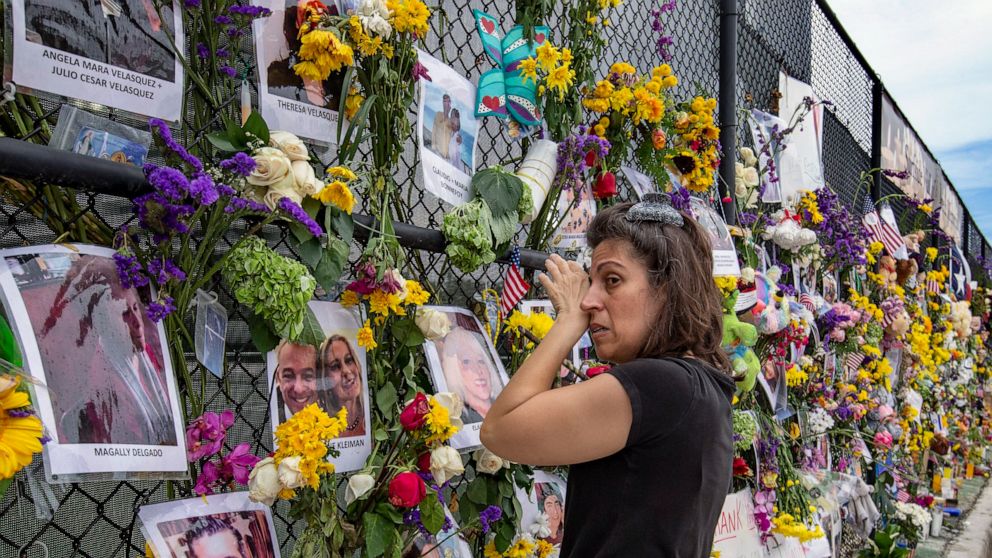  Families, rescuers hold vigil near collapsed building
