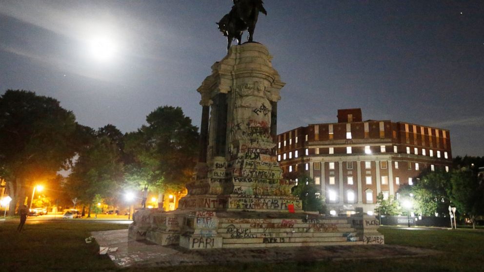 'A long time coming': Iconic Lee statue to be removed thumbnail