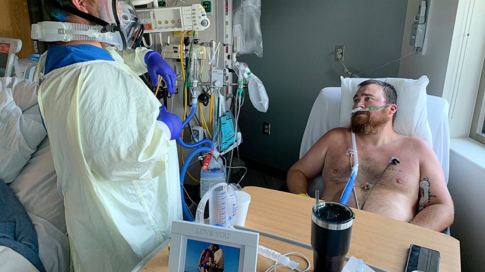  Ravages of COVID surge evident inside Missouri hospital
