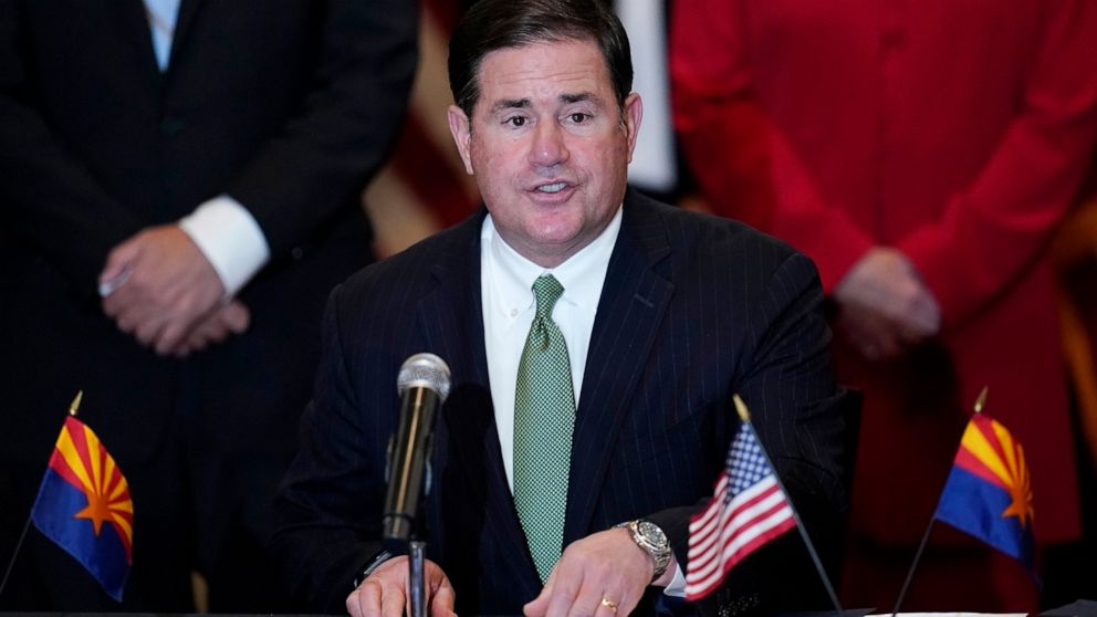  Arizona governor to focus on semiconductors in Taiwan visit