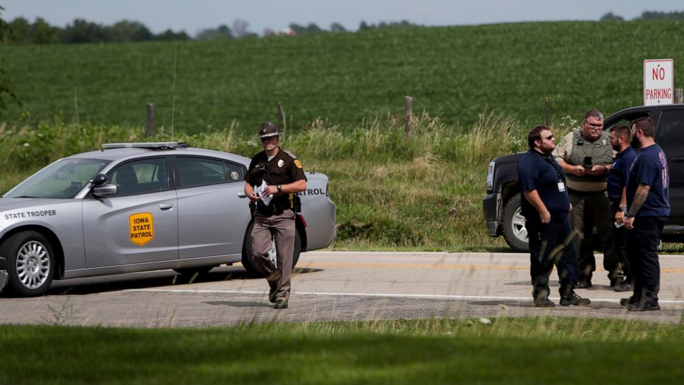 Police: Gunman kills 3 at Iowa state park; shooter also dead – ABC News