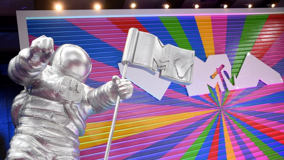  MTV marks 40th anniversary with a Moon Person image