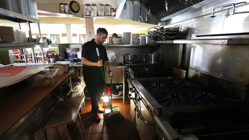 California Utility Begins Another Blackout Amid Fire Fears Abc News Begins Another Blackout Amid Fire Fears