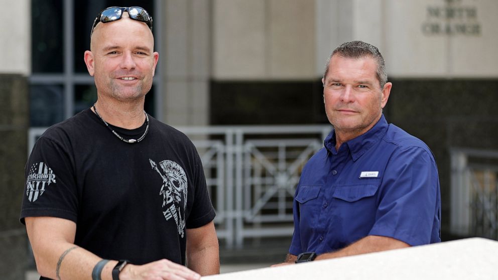 DNA test reunites half brothers; both were cops in Florida thumbnail