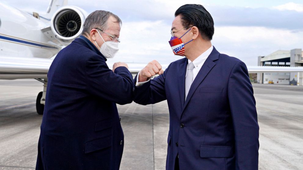  Peace in Taiwan Strait a global concern, says Mullen