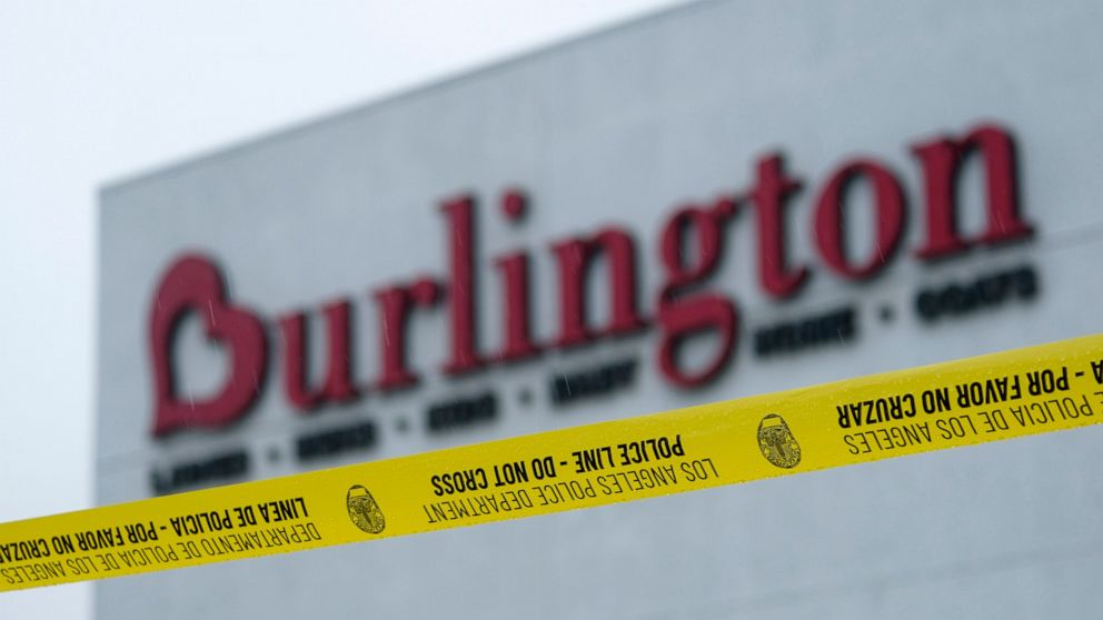  1 man, 1 woman die in shooting at Los Angeles store