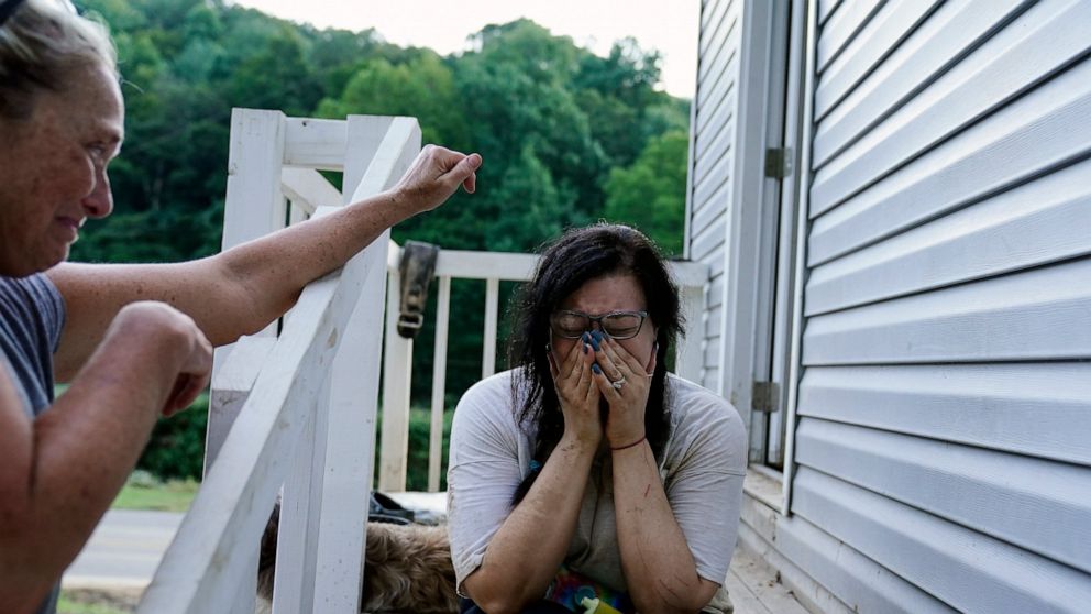  Steam bath weather adds to misery after Appalachian flooding
