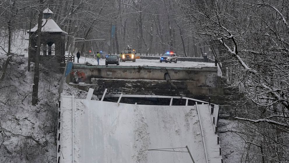 Bridge collapses, drops city bus into Pittsburgh ravine - ABC News