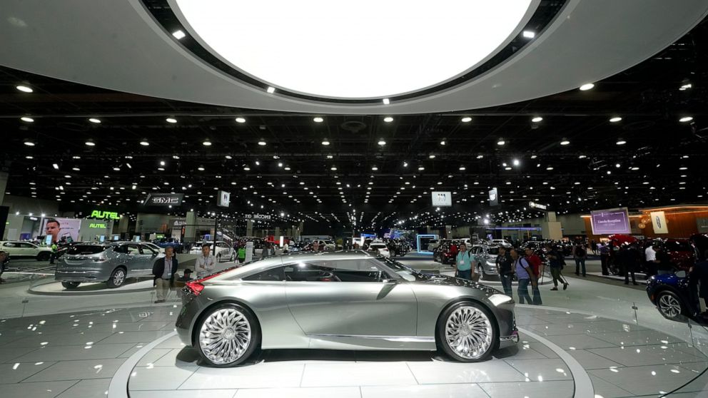 a-less-glitzy-detroit-auto-show-returns-after-3-year-absence