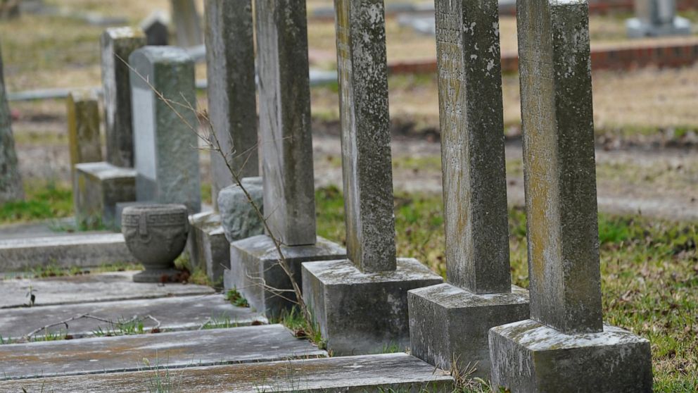  Black cemeteries are reflection of deep segregation history
