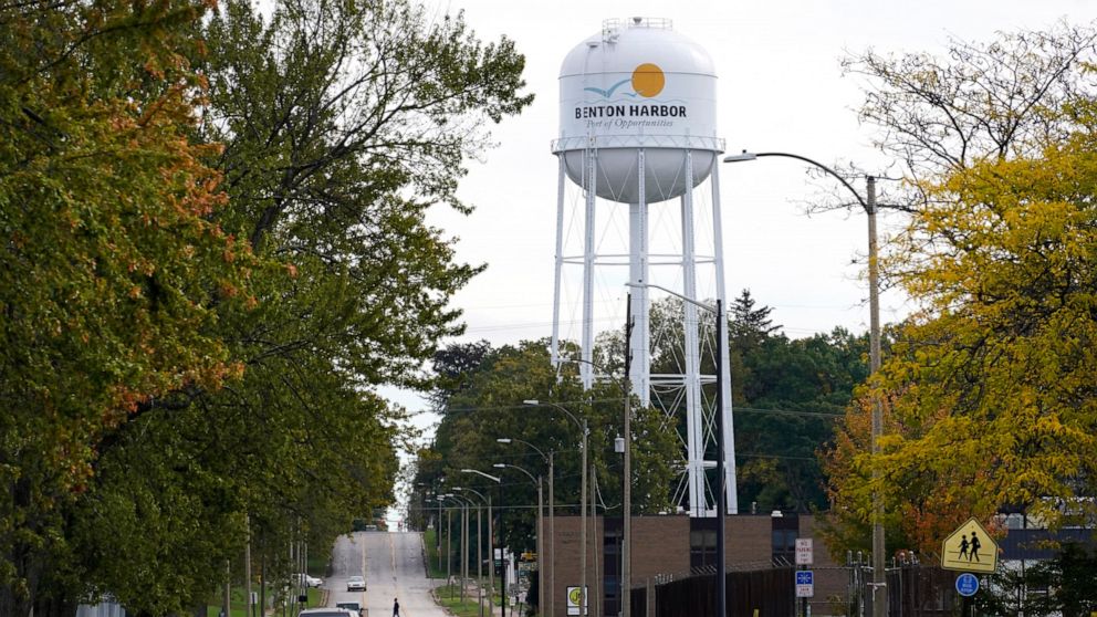  Tests show lead in Benton Harbor tap water finally dropping
