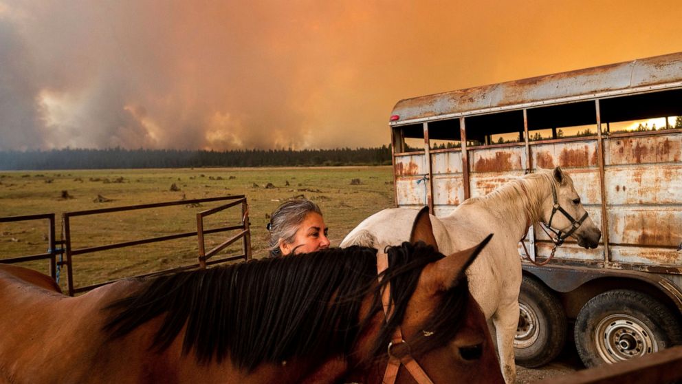  Hot, gusty weather could mean explosive fire growth in West