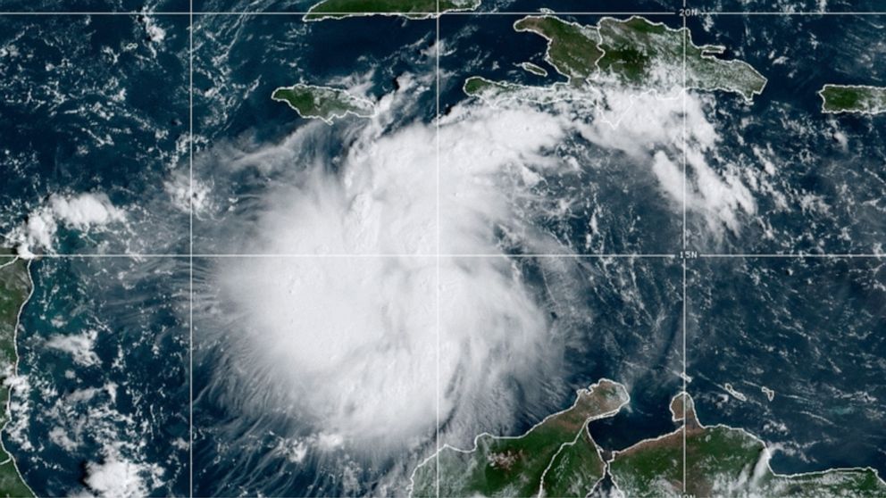 La Floride surveille une tempête tropicale croissante Ian dans les Caraïbes