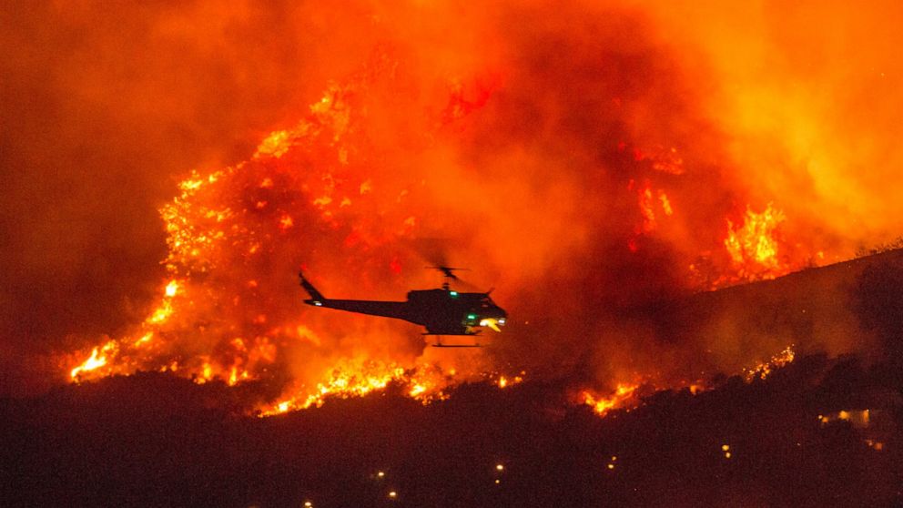 As California Burns The Winds Arrive And The Lights Go Out Abc News