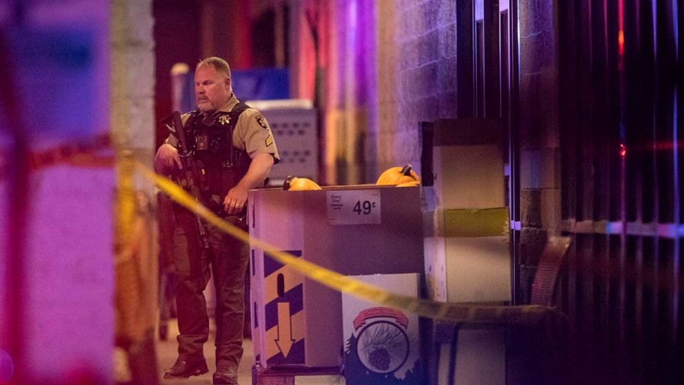  Ex-classmates recall Safeway gunman as angry, liked to fight