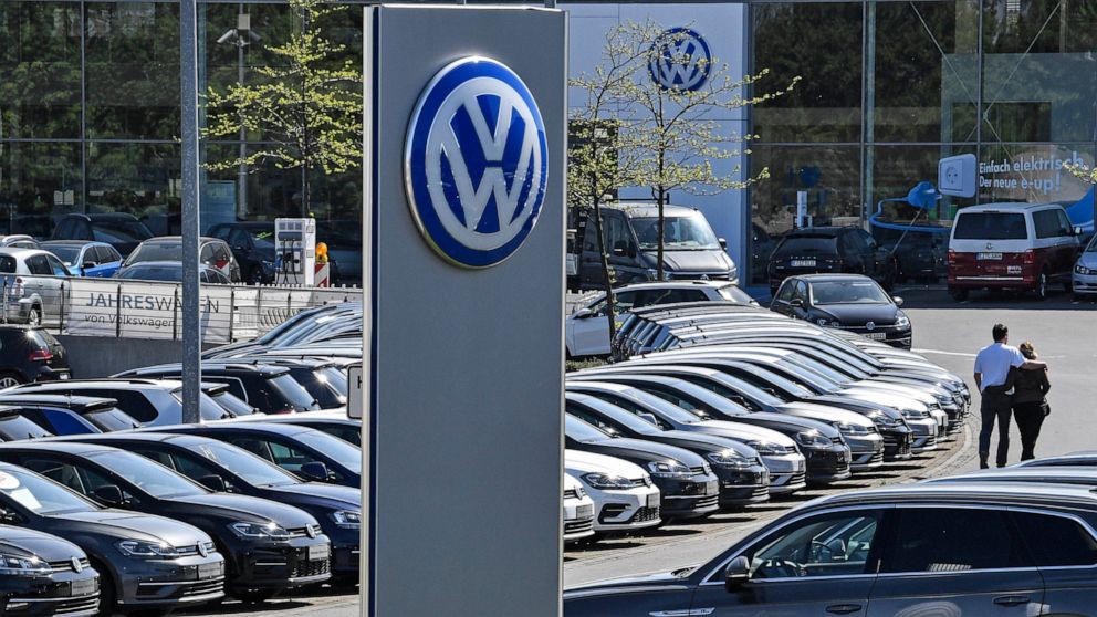  VW recalls Beetles to replace Takata air bag inflators