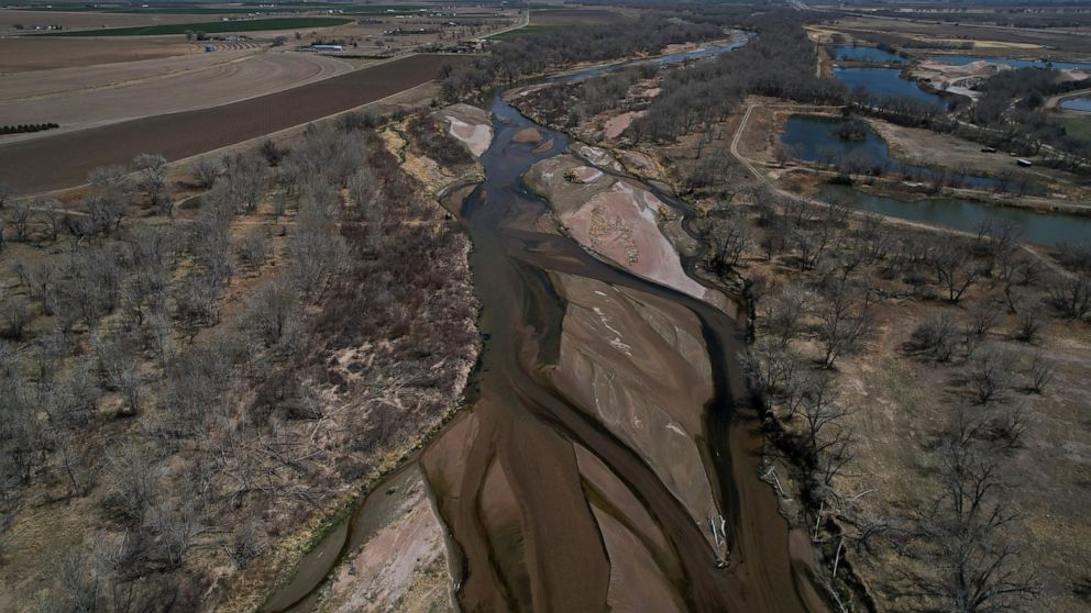 Colorado, Nebraska jostle over water rights amid drought