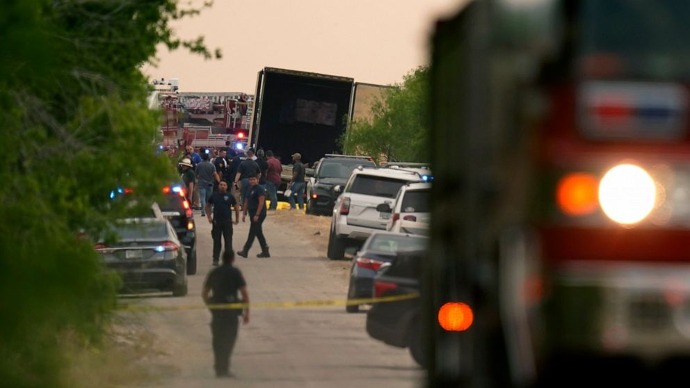  46 migrants found dead in abandoned trailer in San Antonio