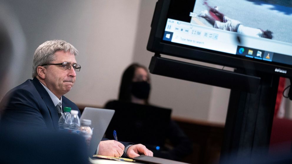  Arbery trial: Grim photos, police testimony dominate Week 1