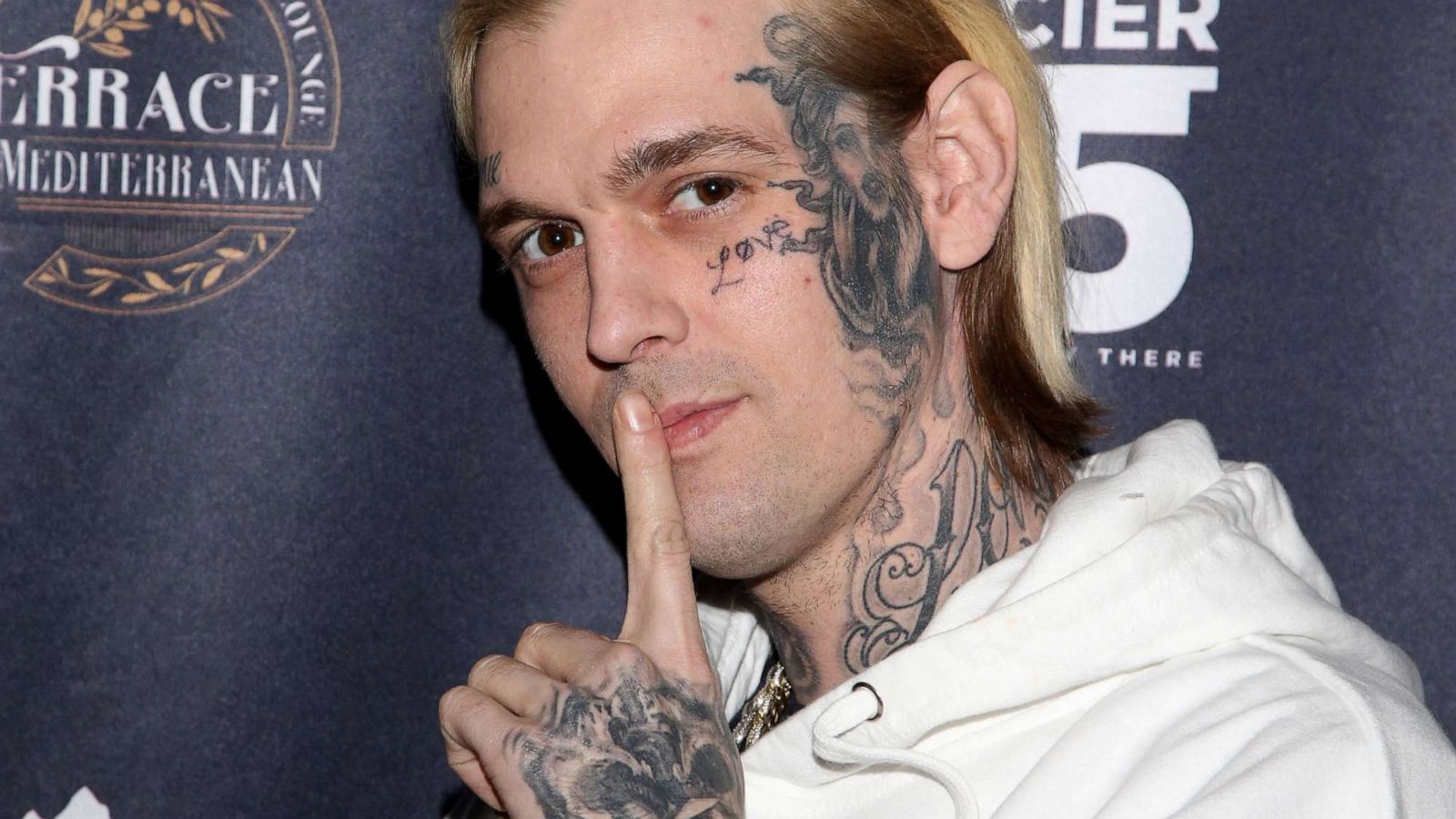 Singer Aaron Carter dead at the age of 34 - Good Morning America